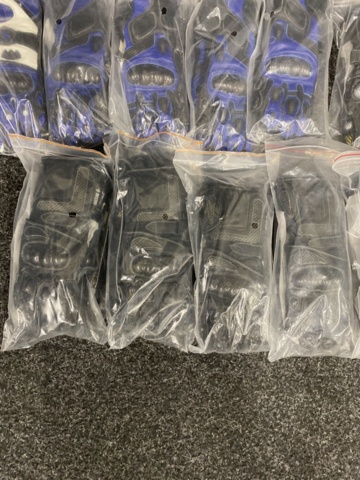 1396583-19 49 st Mc-handskar Check One, Strl S-XL