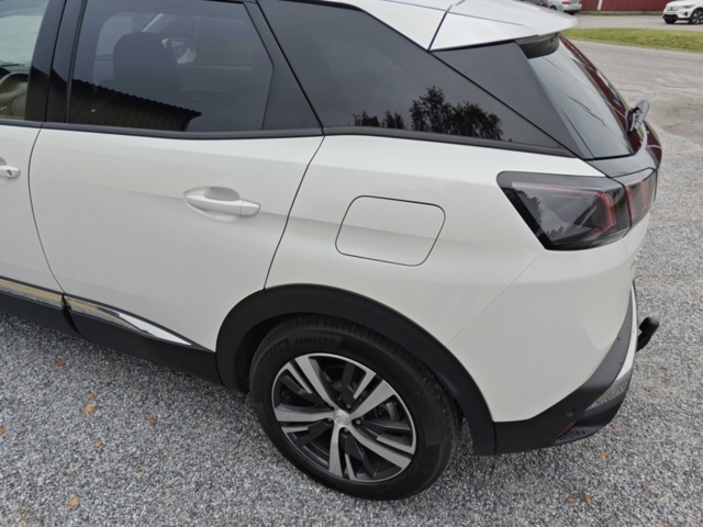 1400540-9 Peugeot 3008 HYBRID4 300 EAT, 300hk, 2021