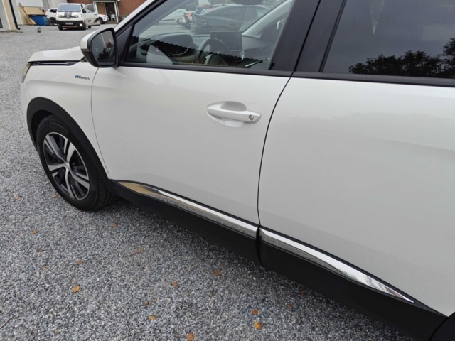 1400540-11 Peugeot 3008 HYBRID4 300 EAT, 300hk, 2021