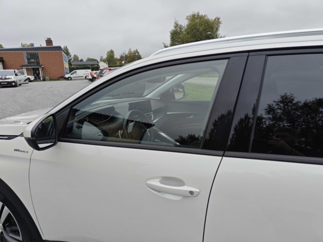 1400540-12 Peugeot 3008 HYBRID4 300 EAT, 300hk, 2021