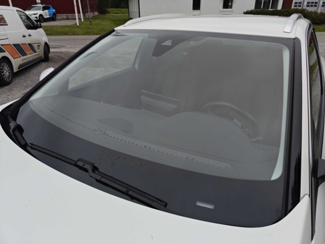 1400540-18 Peugeot 3008 HYBRID4 300 EAT, 300hk, 2021