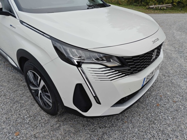 1400540-19 Peugeot 3008 HYBRID4 300 EAT, 300hk, 2021