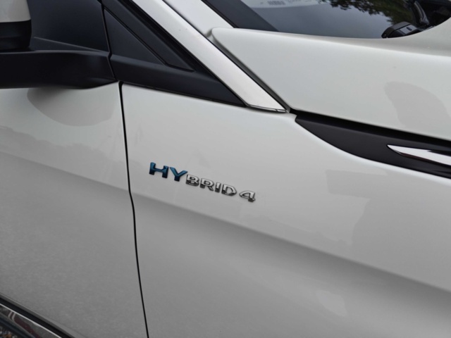 1400540-23 Peugeot 3008 HYBRID4 300 EAT, 300hk, 2021