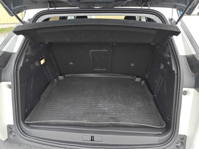 1400540-32 Peugeot 3008 HYBRID4 300 EAT, 300hk, 2021