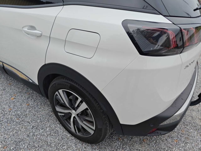 1400540-35 Peugeot 3008 HYBRID4 300 EAT, 300hk, 2021