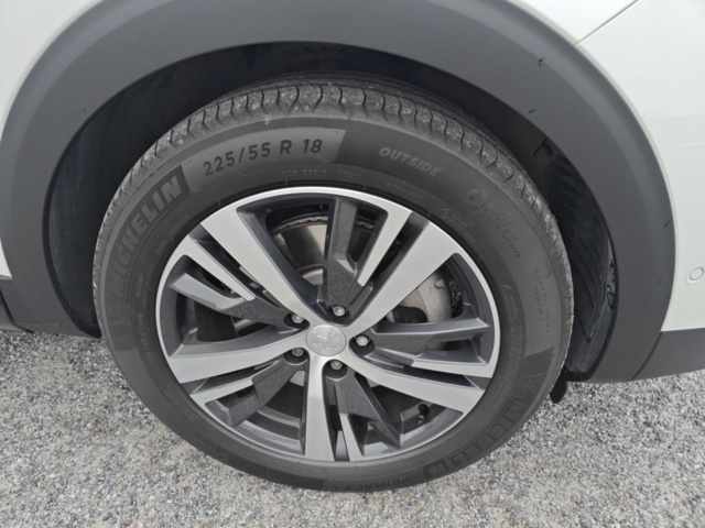 1400540-41 Peugeot 3008 HYBRID4 300 EAT, 300hk, 2021