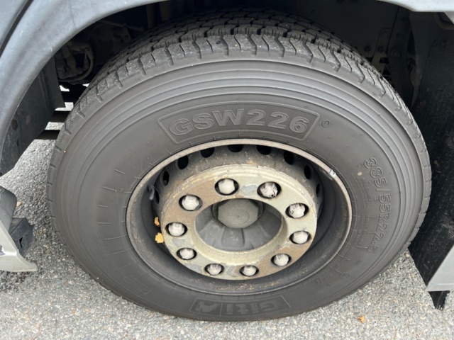 1384537-25 Biltransport Volvo FM9 6X2 Automat, -2006