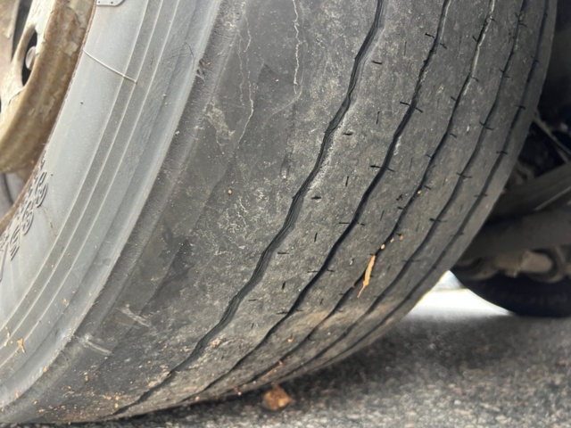 1384537-27 Biltransport Volvo FM9 6X2 Automat, -2006