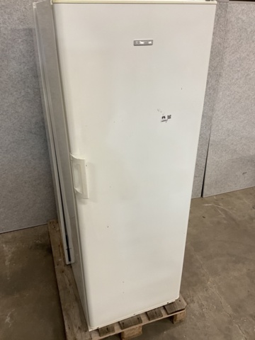 1406447-7 Kyl & frysskåp Electrolux