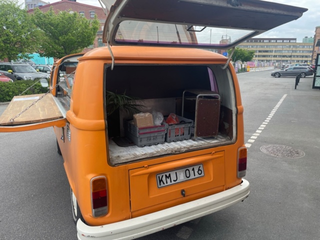 1343851-17 Ombyggd Volkswagen Folkabuss