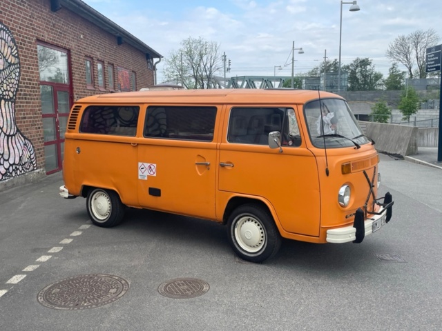 1343851-7 Ombyggd Volkswagen Folkabuss