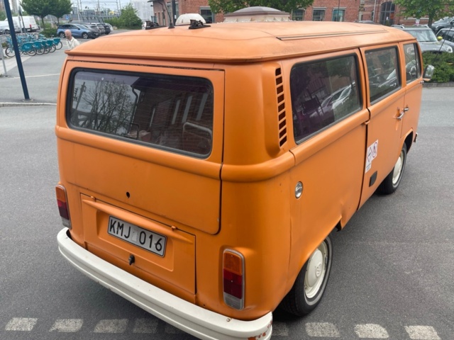 1343851-5 Ombyggd Volkswagen Folkabuss