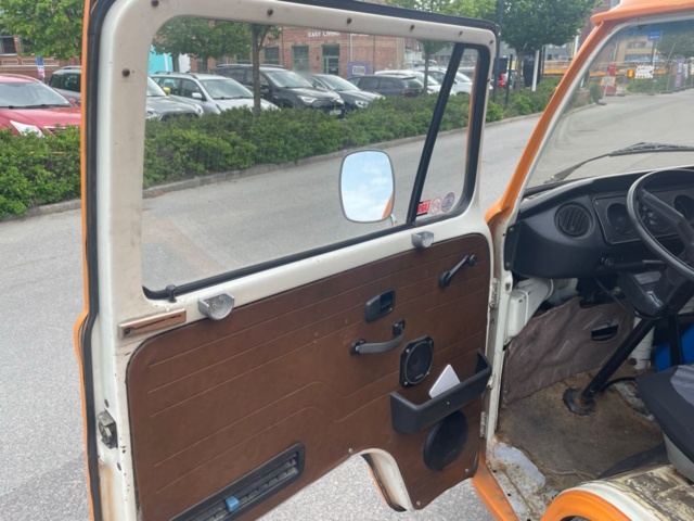 1343851-19 Ombyggd Volkswagen Folkabuss