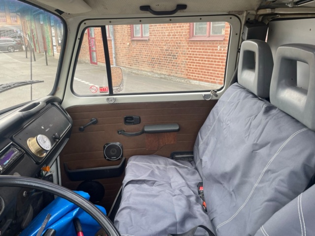 1343851-20 Ombyggd Volkswagen Folkabuss