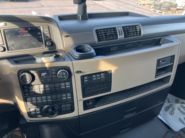 1351308-39 Dragbil MAN TGX 28.500 6X2-2 BLS Automat, -2019