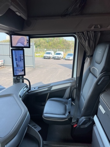 1351309-37 Dragbil XF 480 FTG DAF Automat, -2023