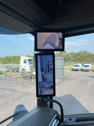 1351309-38 Dragbil XF 480 FTG DAF Automat, -2023