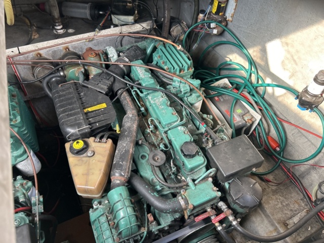 1361223-60 Sunseeker 39 Cobra, Volvo Penta KAD 43 Diesel - 1988