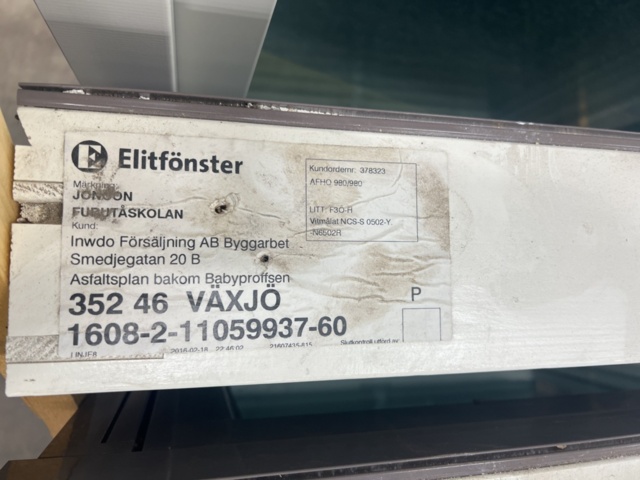 1417378-9 6 st Elitfönster
