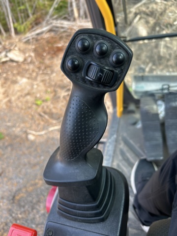 1383248-9 Volvo EW160D med tre skopor & gafflar *Uppdaterad auktion*