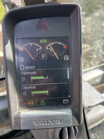 1383248-21 Volvo EW160D med tre skopor & gafflar *Uppdaterad auktion*