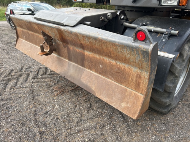 1383248-48 Volvo EW160D med tre skopor & gafflar *Uppdaterad auktion*