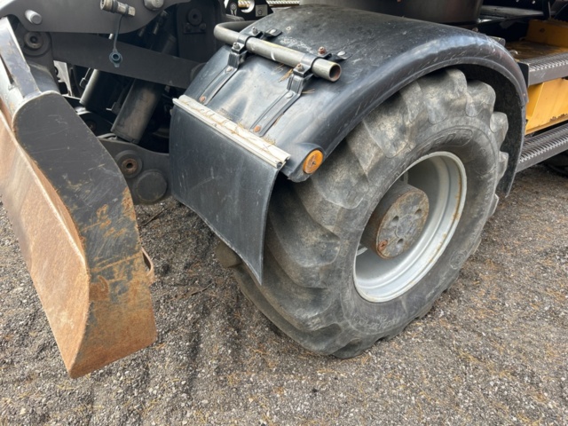 1383248-51 Volvo EW160D med tre skopor & gafflar *Uppdaterad auktion*