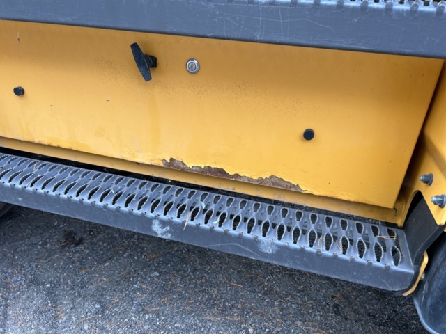 1383248-56 Volvo EW160D med tre skopor & gafflar *Uppdaterad auktion*