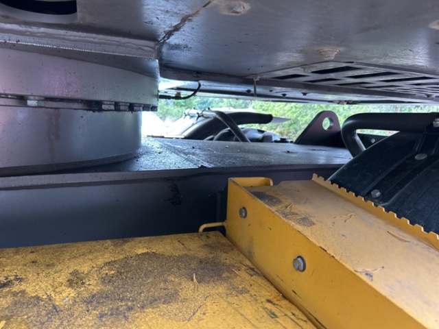 1383248-58 Volvo EW160D med tre skopor & gafflar *Uppdaterad auktion*