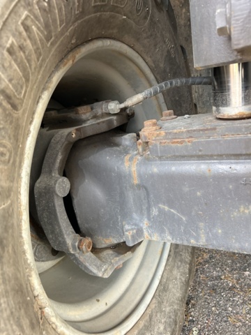 1383248-90 Volvo EW160D med tre skopor & gafflar *Uppdaterad auktion*