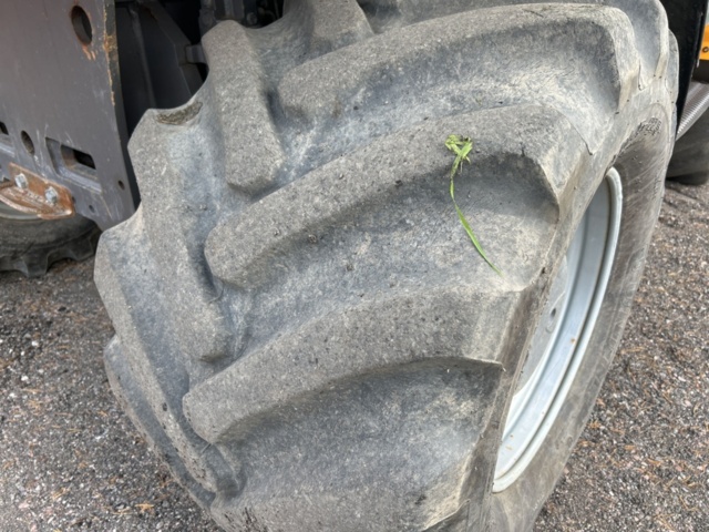 1383248-47 Volvo EW160D med tre skopor & gafflar *Uppdaterad auktion*