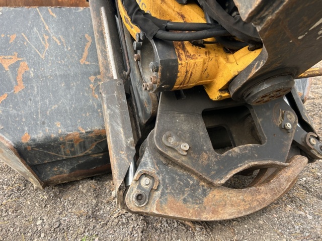 1383248-103 Volvo EW160D med tre skopor & gafflar *Uppdaterad auktion*