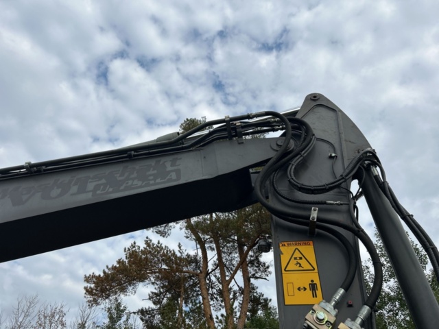 1383248-80 Volvo EW160D med tre skopor & gafflar *Uppdaterad auktion*