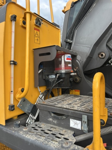 1383248-69 Volvo EW160D med tre skopor & gafflar *Uppdaterad auktion*