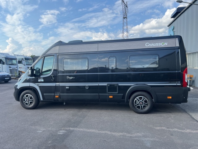 1351315-2 Husbil Fiat Ducato Chausson V697 Road Line -2024