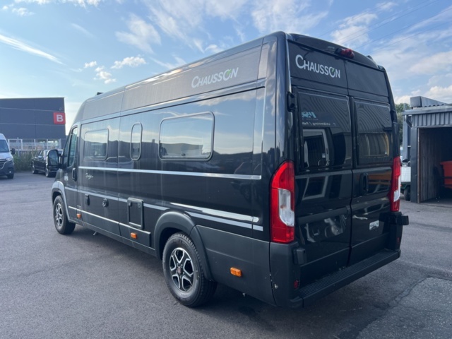 1351315-3 Husbil Fiat Ducato Chausson V697 Road Line -2024