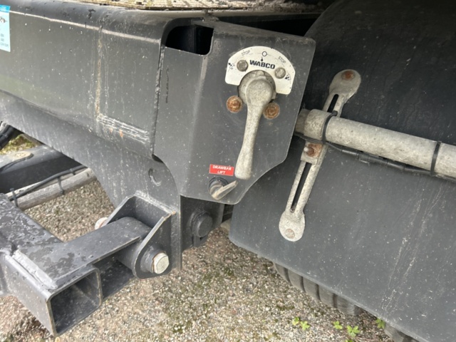 1413429-11 Maskinsläp / lastväxlarsläp Chojnice PT12-20 -2023