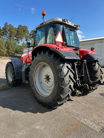 1195770-7 Tractor Massey Ferguson 6495 Dyna 6 -2009