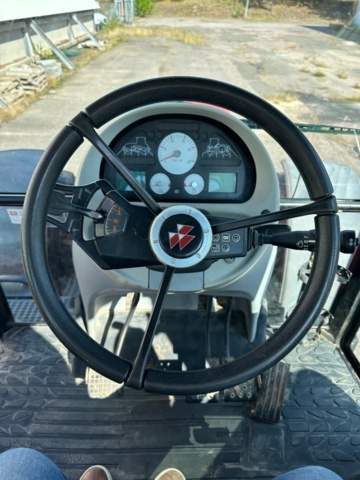 1195770-18 Tractor Massey Ferguson 6495 Dyna 6 -2009