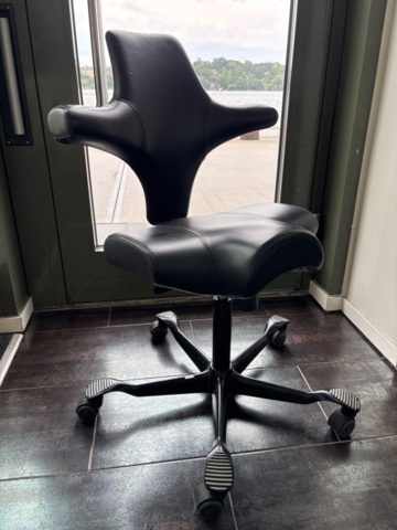 1387013-3 Kontorsstol - HÅG Capisco 8106