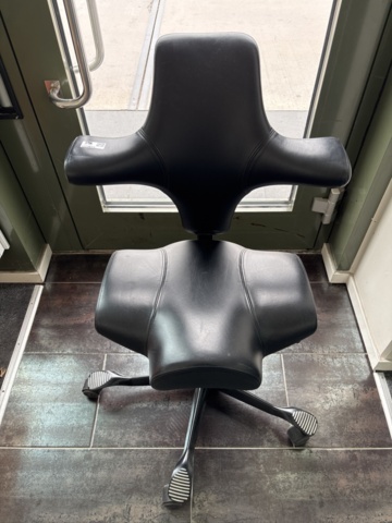 1387013-2 Kontorsstol - HÅG Capisco 8106