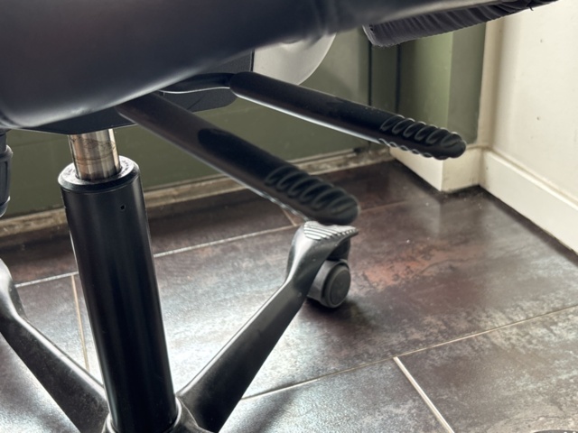 1387013-6 Kontorsstol - HÅG Capisco 8106