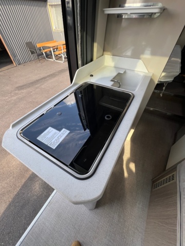 1351315-36 Husbil Fiat Ducato Chausson V697 Road Line -2024