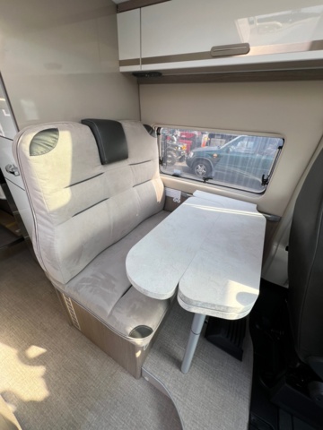 1351315-45 Husbil Fiat Ducato Chausson V697 Road Line -2024