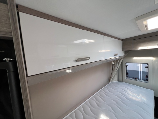 1351315-58 Husbil Fiat Ducato Chausson V697 Road Line -2024