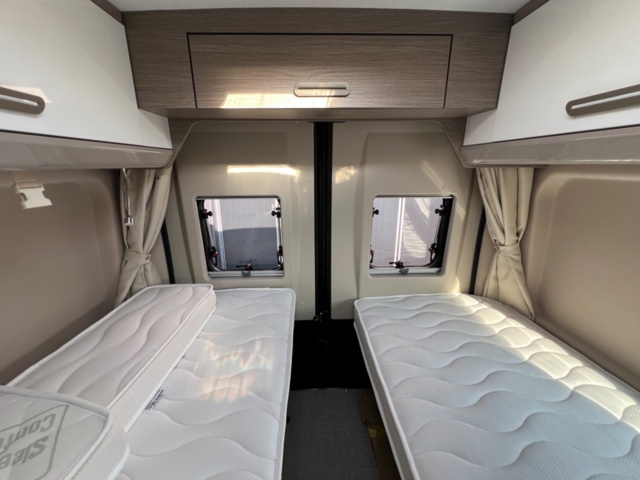 1351315-66 Husbil Fiat Ducato Chausson V697 Road Line -2024