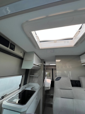 1351315-75 Husbil Fiat Ducato Chausson V697 Road Line -2024