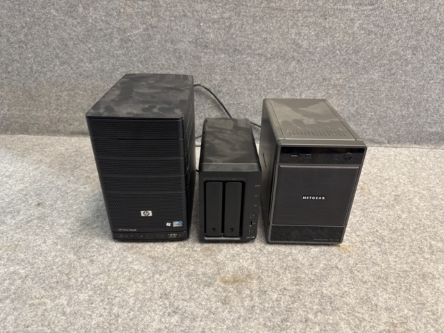 1367062-1 NAS-enheter - Netgear/HP/Synology
