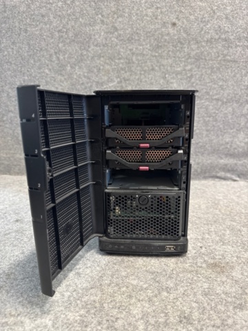 1367062-7 NAS-enheter - Netgear/HP/Synology