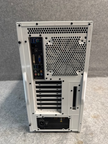 1367064-2 Stationär dator